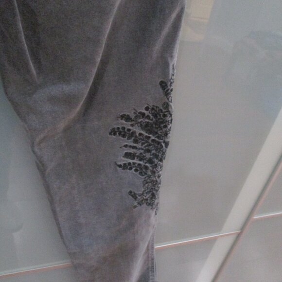 We the Free Free People Embroidered Leg Gray Wash Boho Jeans - Picture 6 of 7